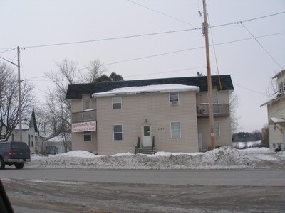 Primary Photo - 1494 Main St