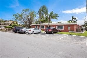 Primary Photo - 1307 Bayview Dr
