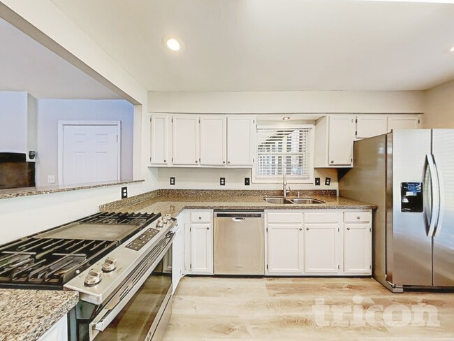 Building Photo - 567 Shannon Green Cir SW