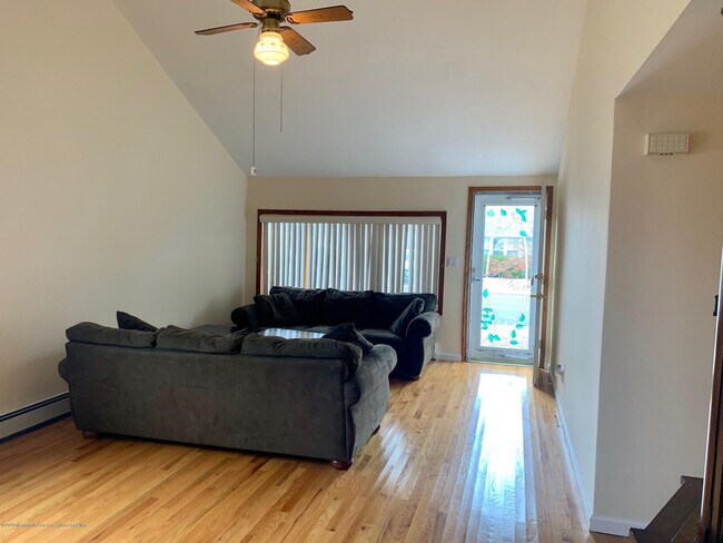Building Photo - 3416 Maritime Dr