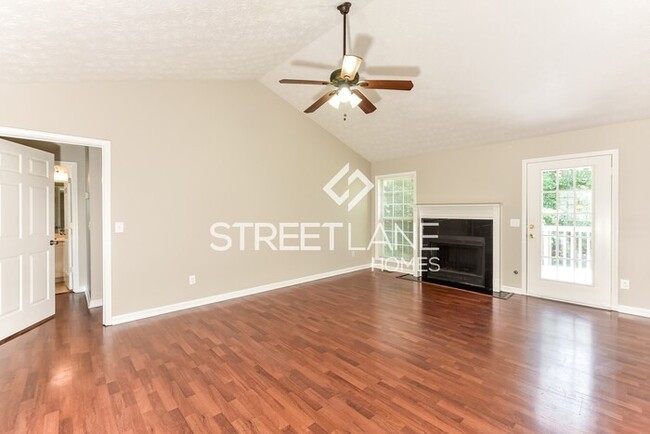 Building Photo - Charming 4 Bedroom in Lawrenceville!