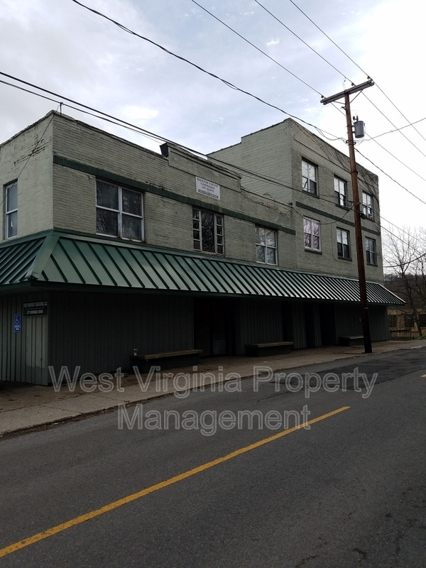 Primary Photo - 422 City Ave
