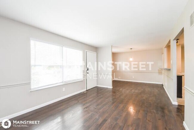 Building Photo - 2645 Sorrell Dr, Florissant, MO 63033