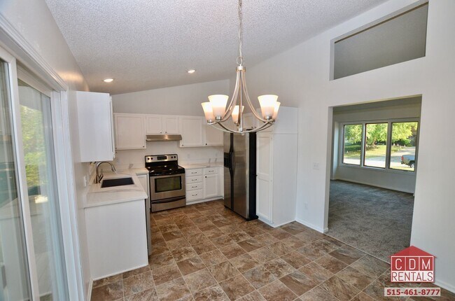 Foto del edificio - Wonderful West Des Moines Home