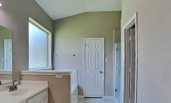 Foto del edificio - 3202 Black Ln