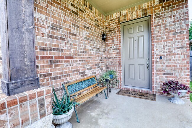 Building Photo - 17734 White Lightning Way