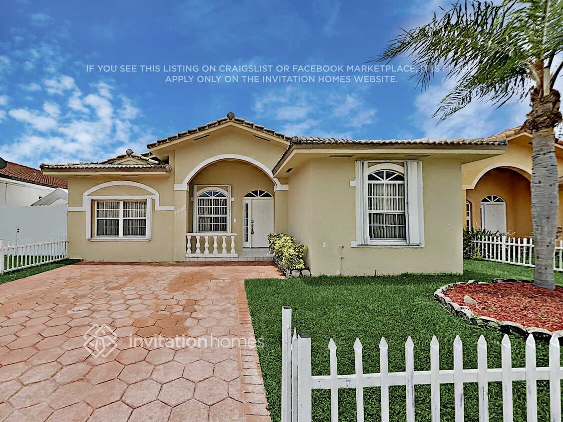 Foto principal - 16880 SW 141st Ct