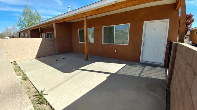 Building Photo - Madison