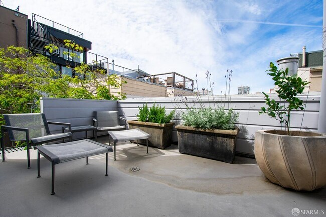 Foto del edificio - 5 Montague Pl