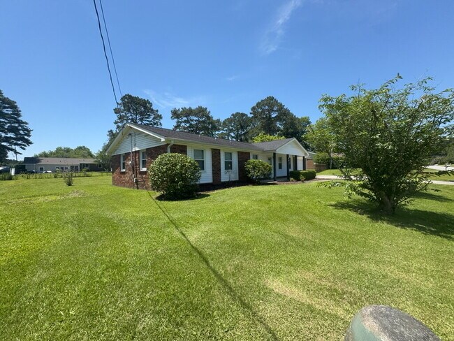 Foto del edificio - 94 Vandergrift Dr