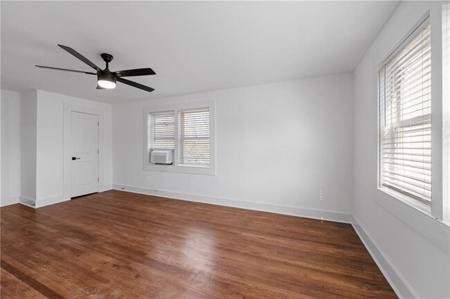 Building Photo - 1338 McLendon Ave NE