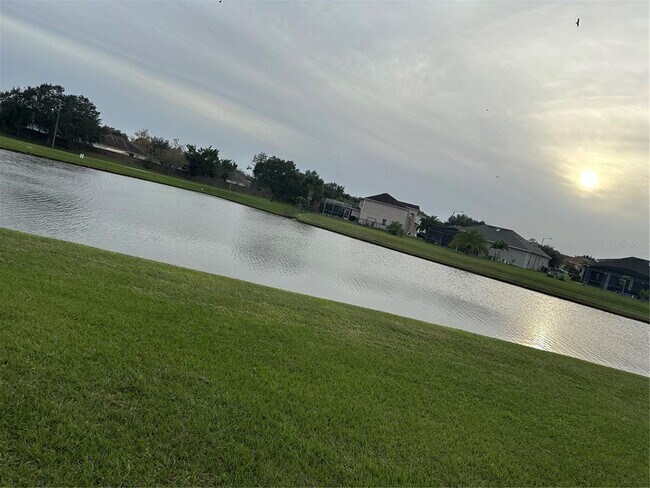 Foto del edificio - 2569 Aster Cove Ln