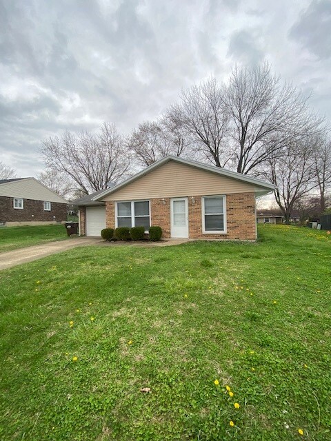 Photo - 110 Teakwood Ln House