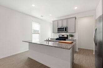 Building Photo - 31335 Horseshoe Meadow Bend Ln