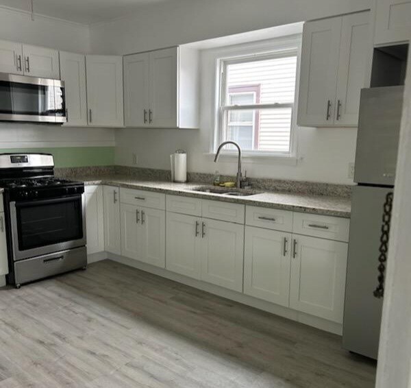 Building Photo - 5484 N Marmora Ave