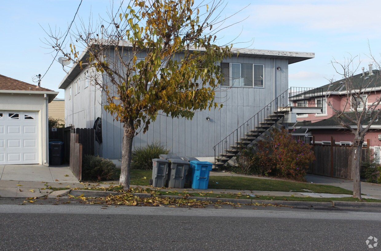 Building Photo - 360 San Felipe Ave