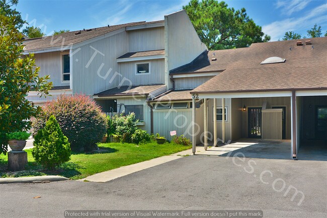 Building Photo - Beautifully Updated 3 BR Condo in NE Columbia
