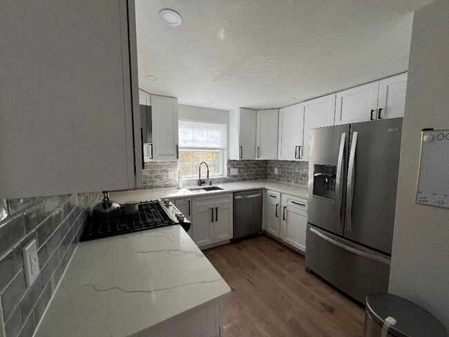 Foto del edificio - 35 Kingman Ave