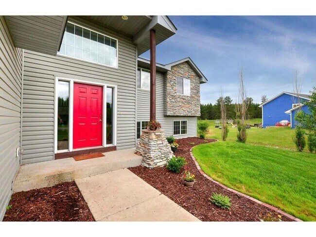 Foto del edificio - 25348 162nd St NW