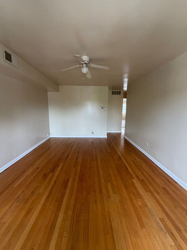 Building Photo - 14045 S Atlantic Ave