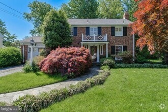 Building Photo - 5604 Beam Ct