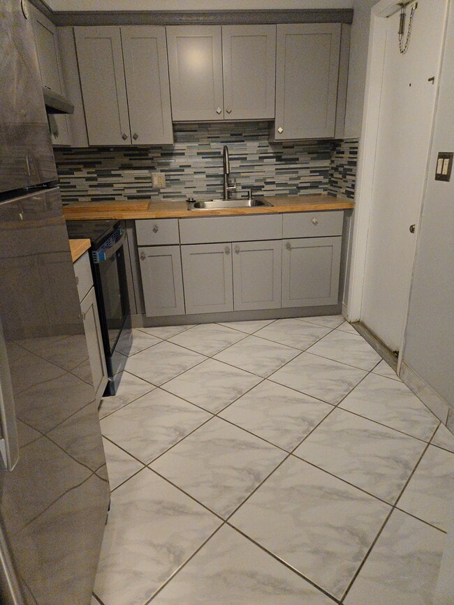 Building Photo - 1380 NW 43 Terrace