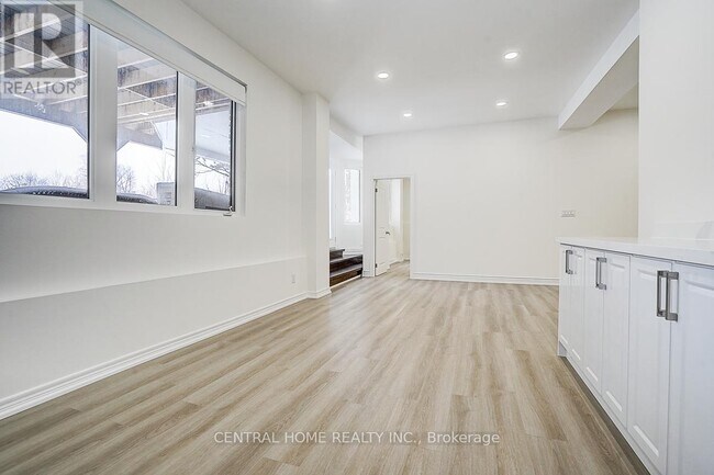 Building Photo - 134 Bradgate Dr