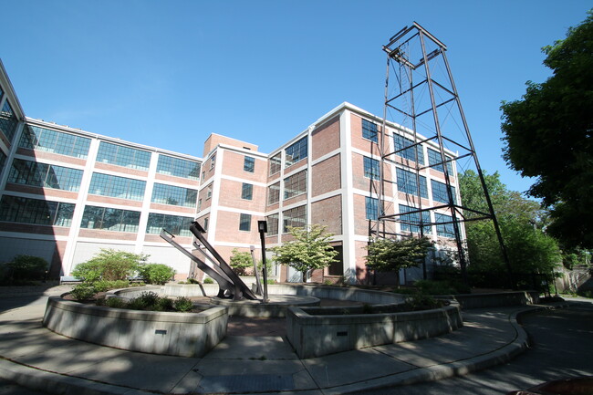 Foto del edificio - Remington Lofts