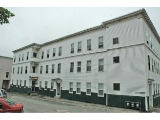 Building Photo - 269 Cedar St