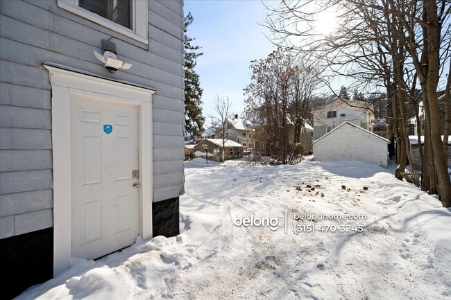 Building Photo - 122 Redfield Pl