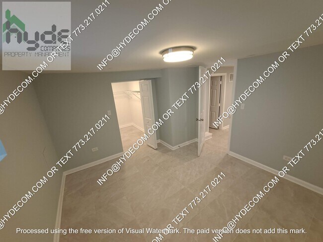 Building Photo - 10123 S Yale Ave