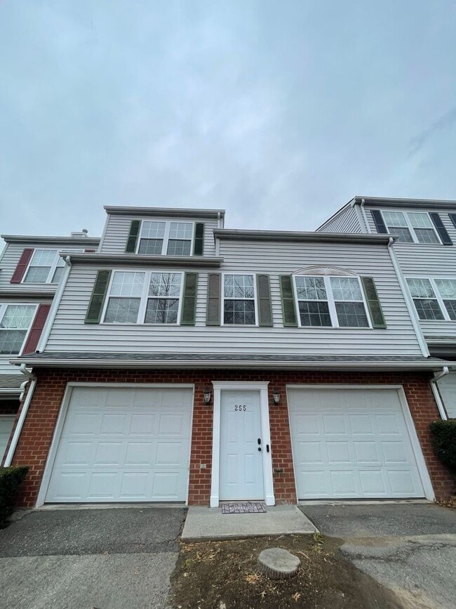 Building Photo - 255 Silver Leaf Dr NW