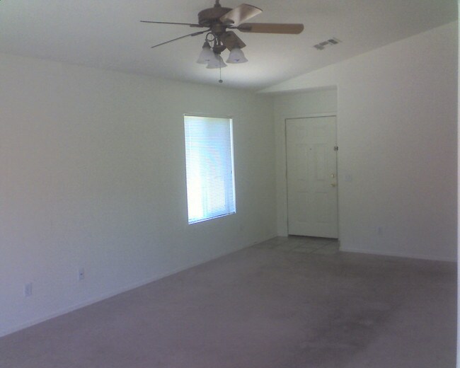 Building Photo - 7883 W Sacramento Hill Dr