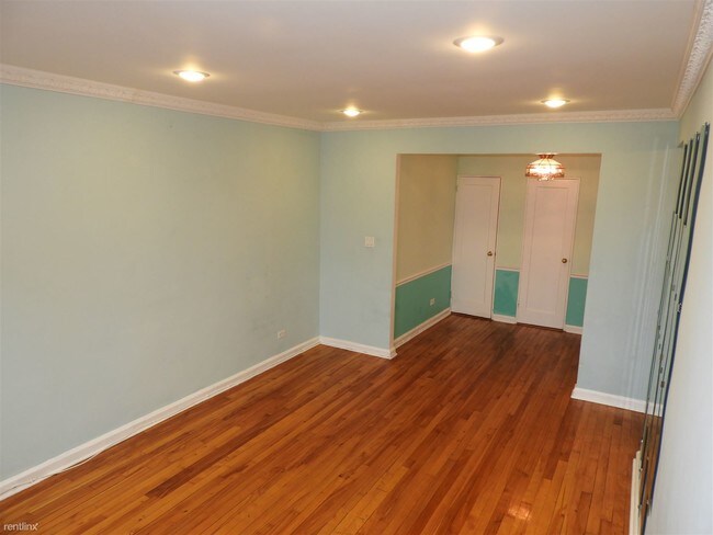 Building Photo - 10807 65th Rd