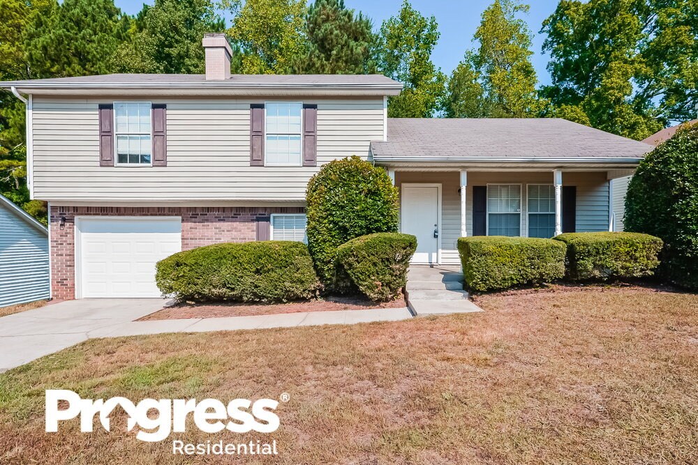 5620 Regency Forest Ct, Stonecrest, GA 30038 House Rental in