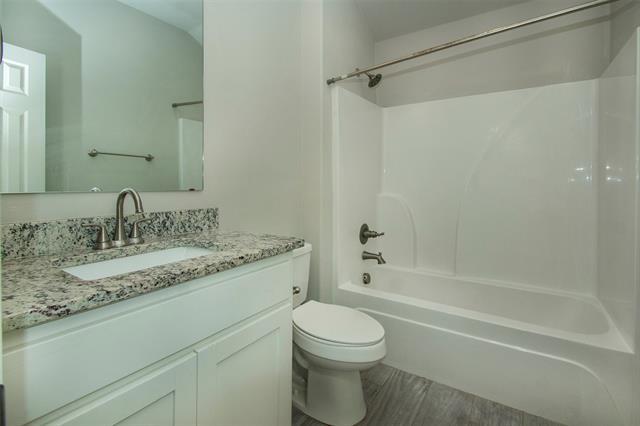 Building Photo - 1403 Southridge Ln