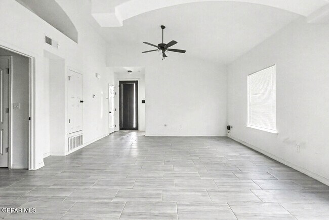 Foto del edificio - 13849 Summer Story Ave