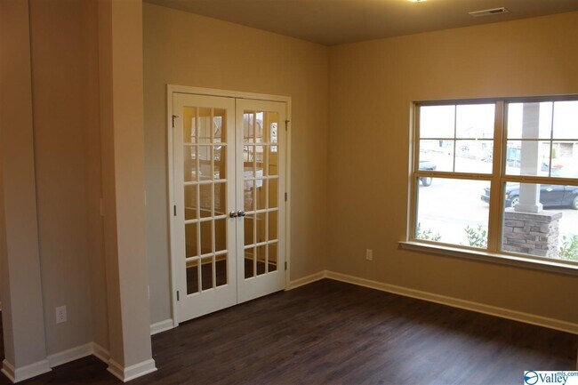 Foto del edificio - 318 Acorn Grove Ln SW