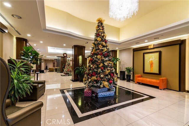 Foto del edificio - 343 Pioneer Dr