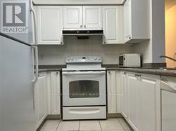 Photo du bâtiment - 5508-5508 Yonge St