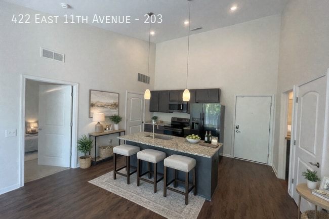 Foto del edificio - 422 E 11th Ave