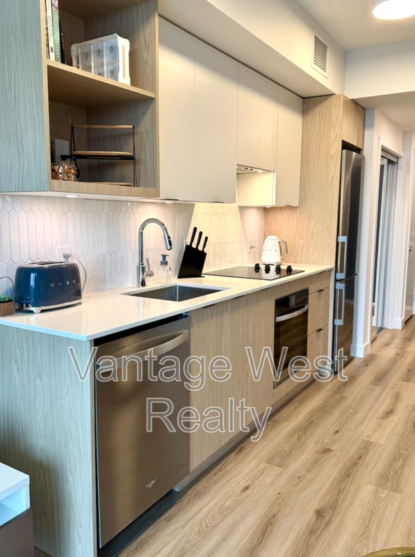 Photo du bâtiment - 1488-1488 Bertram St