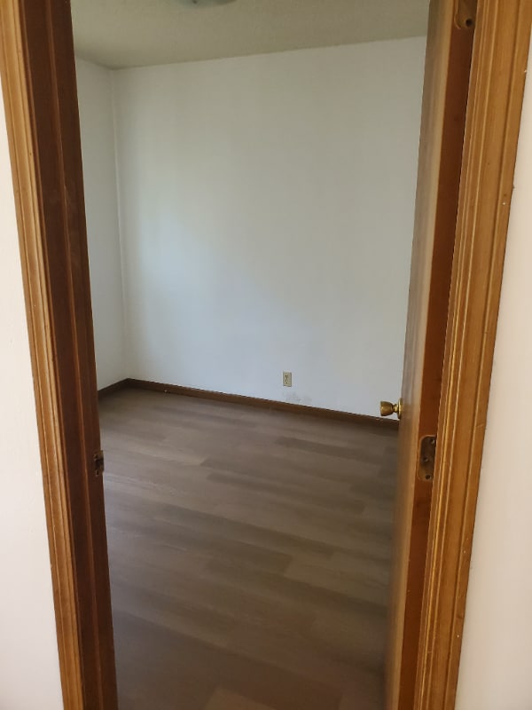 Foto del edificio - 2908 Endicott Ave