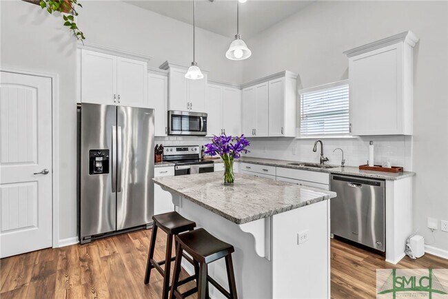 Building Photo - 270 Sessile Oak Dr