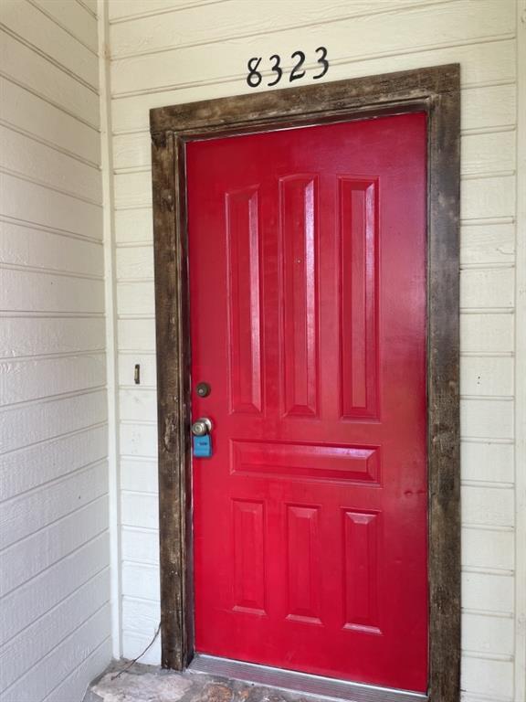 Foto del edificio - 8323 Glen Canyon Dr