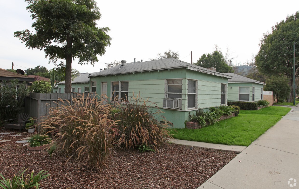 Building Photo - 330-334 Sonora Ave