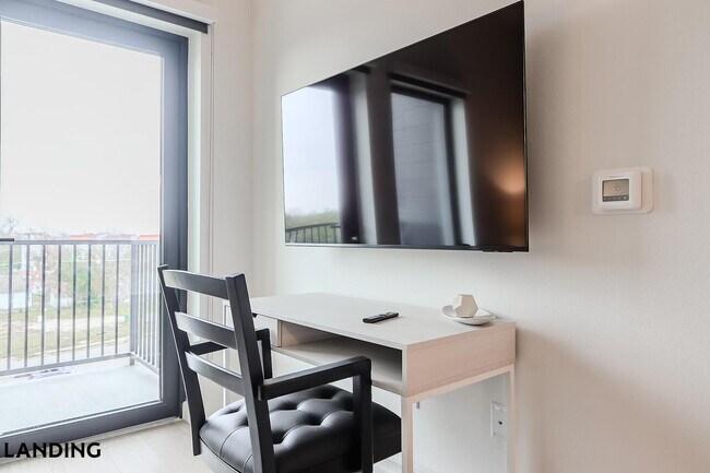 Foto del edificio - 2623 Keene St