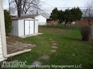 Building Photo - 20341 Rosedale St