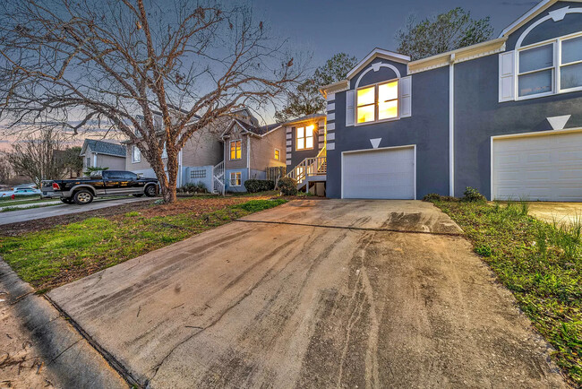 Building Photo - 925 Mill Run