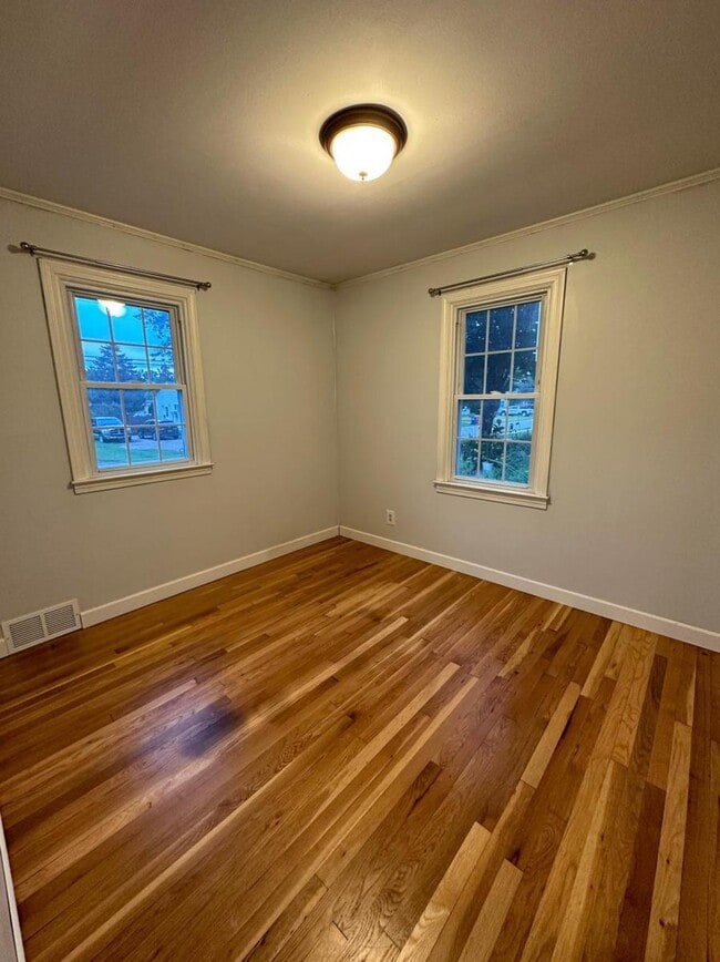 Front Bedroom 9x10 - 12 Hiawatha Ave